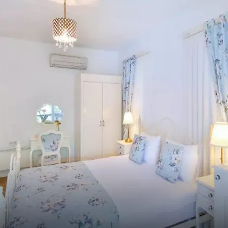 Alacati Balbadem Çeşme