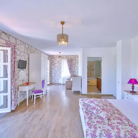فندق Alacati Balbadem 2*